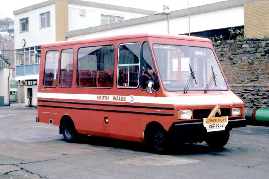  Bedford CF Reebur 17 (DP17F) 1980 года  (UK) (фото 1 из 1)